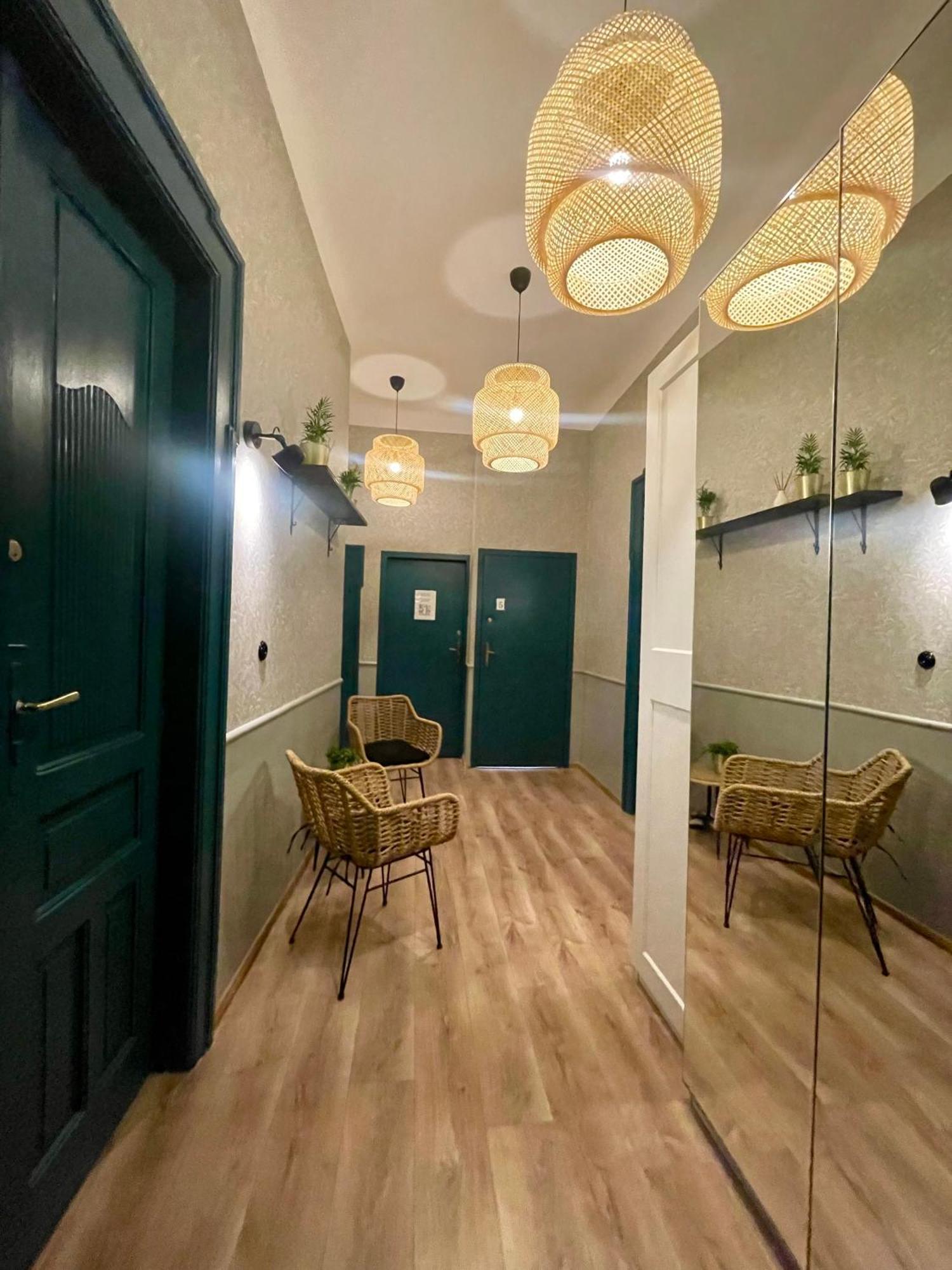 Roller Aparthotel Красков Екстериор снимка